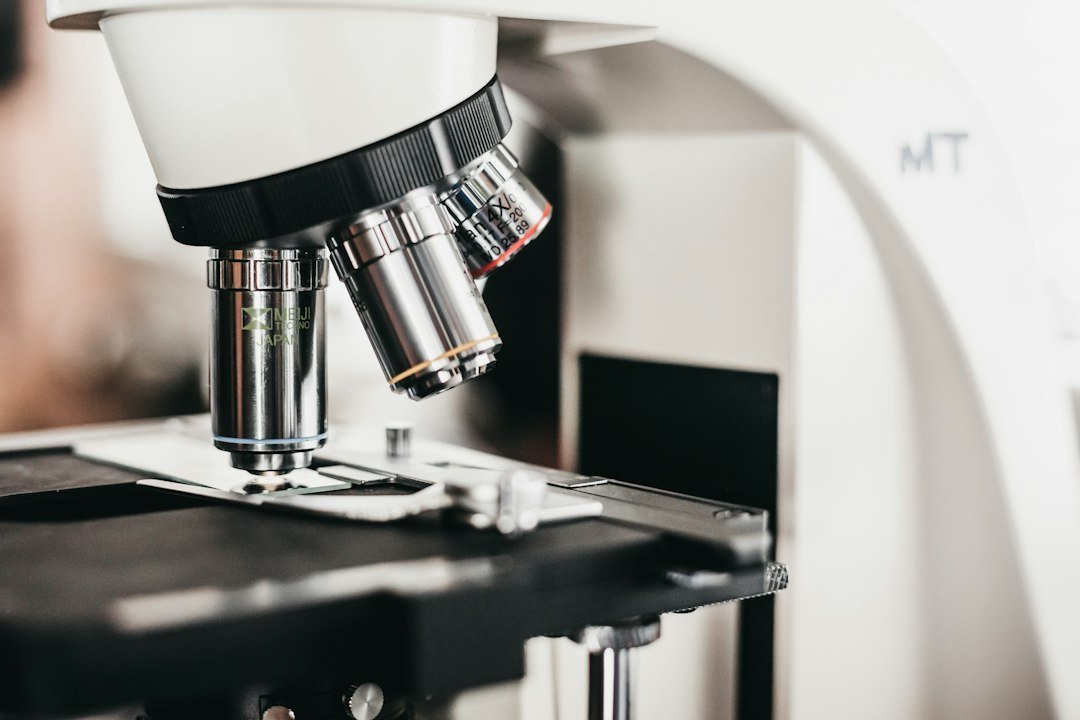 Microscope representing plant synthetic genomics research at the University of Sussex