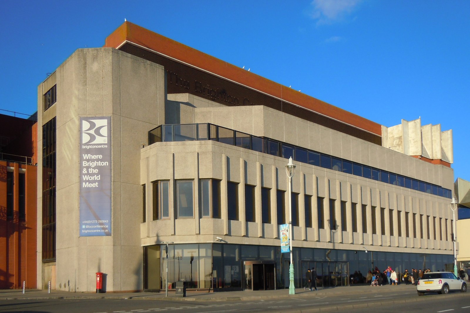 Archive photograph of the Brighton Centre on Kings Road, 5 April 2015; not Steve Backshall's October 2026 show.