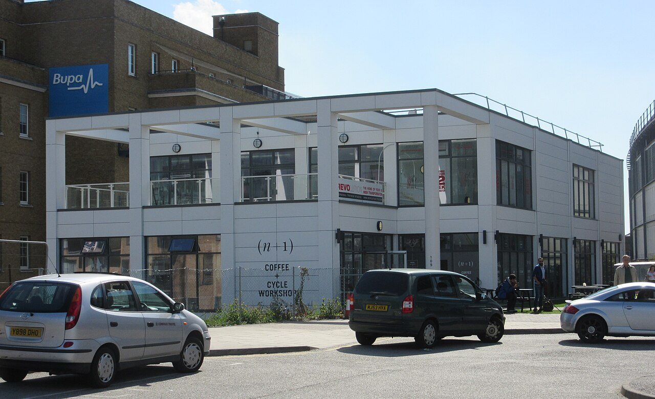 Brighton Station Cycle Hub at the rear of the station on 26 September 2015; this archive photograph does not establish current access or service availability.