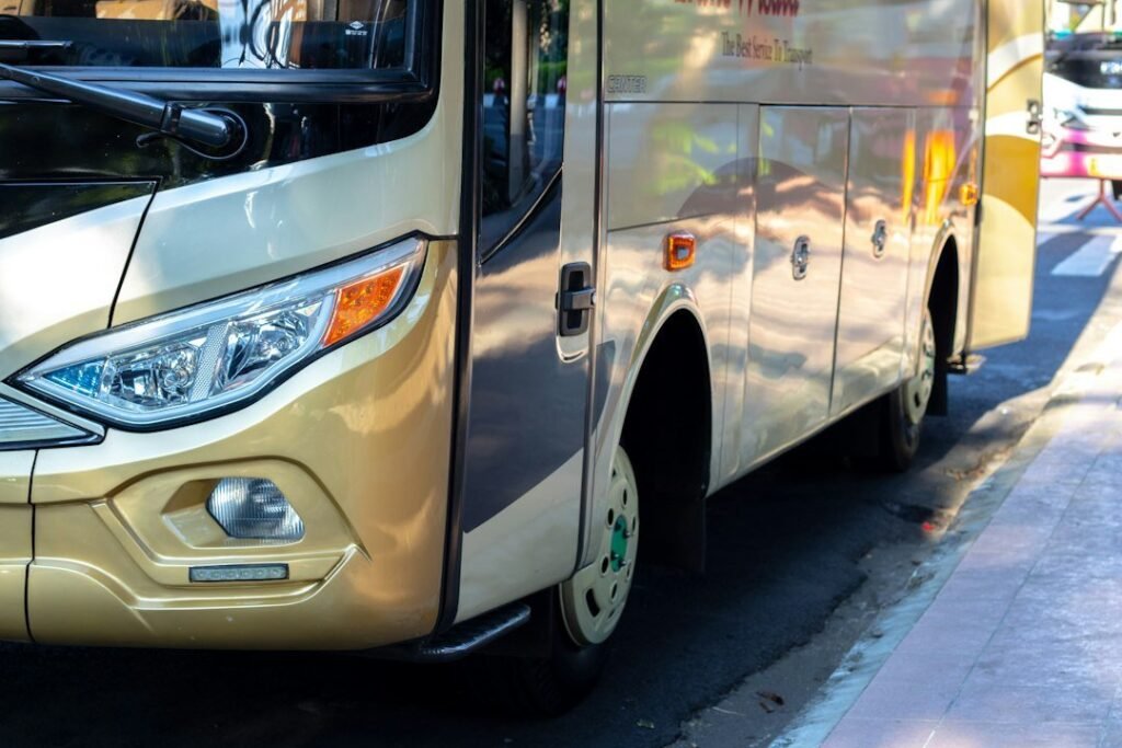 Directory illustration public transport bus 2 1024x683