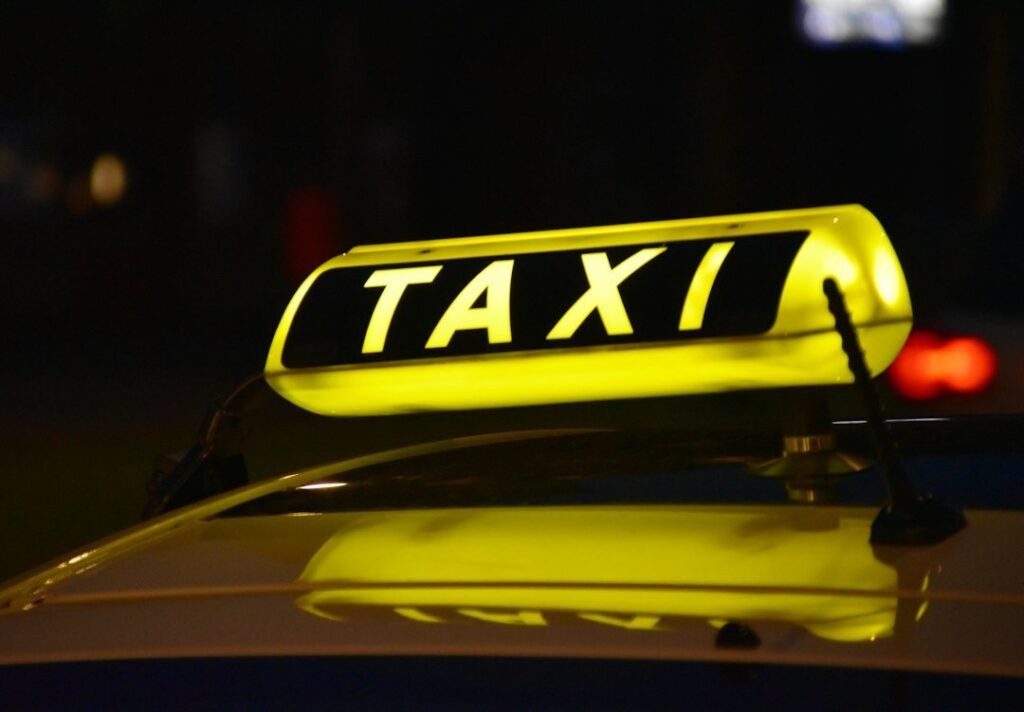 Directory illustration taxi car 3 1024x712