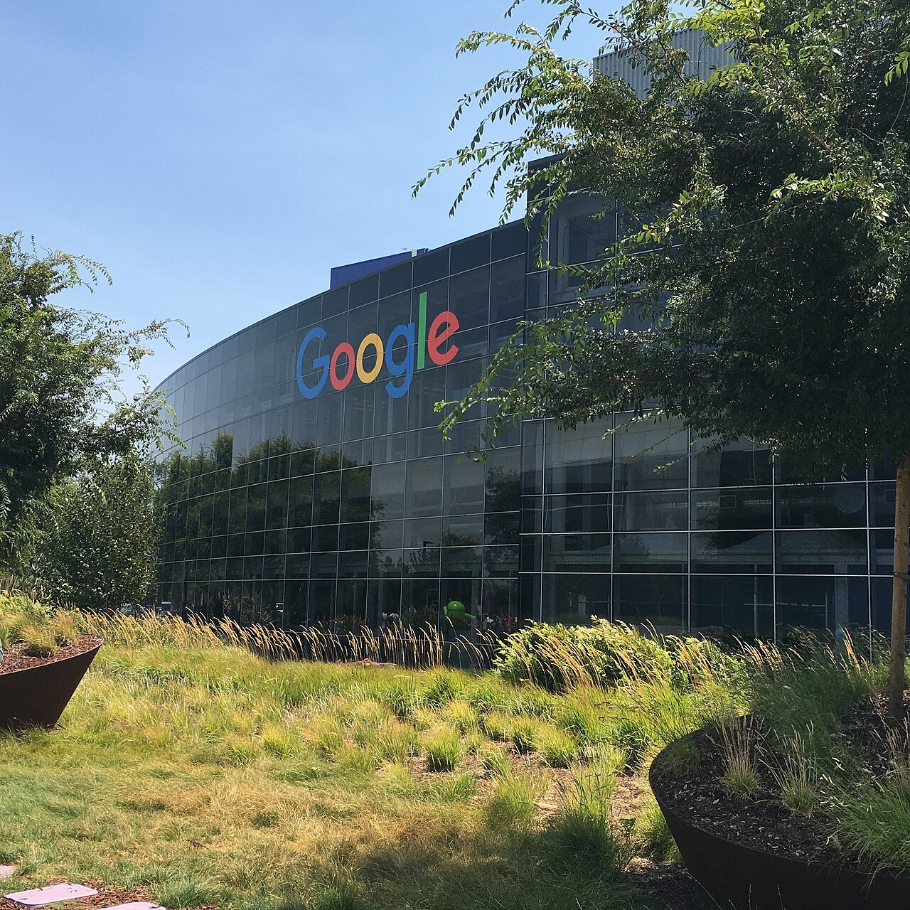Google lettering on a Googleplex headquarters building in an archive photograph from 27 July 2016; not a Gemini 4 Argon product screen or launch event.